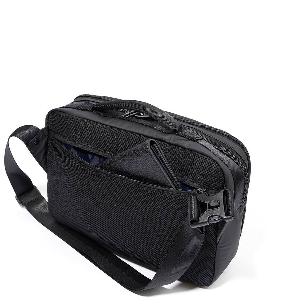 MOUSTACHEショルダーバッグメッセンジャーバッグボディバッグムスタッシュ大容量メンズレディース斜めがけ斜め掛けおしゃれかっこいいカジュアル人気通学軽量ブランド大人30代40代50代MJT4587