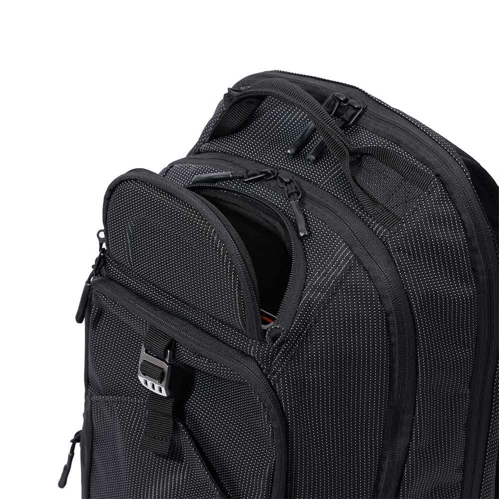 Thuleリュックスーリー32LCrossoverBackpackRevivalバックパック大容量バッグビジネスリュックパソコン収納メンズレディースブランド3205098