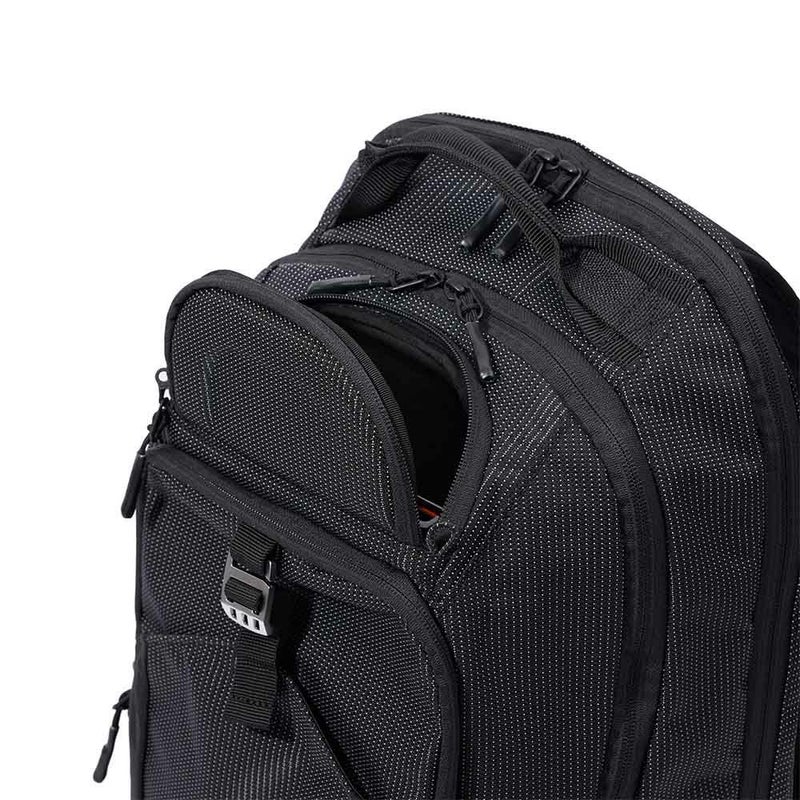 Thuleリュックスーリー32LCrossoverBackpackRevivalバックパック大容量バッグビジネスリュックパソコン収納メンズレディースブランド3205098