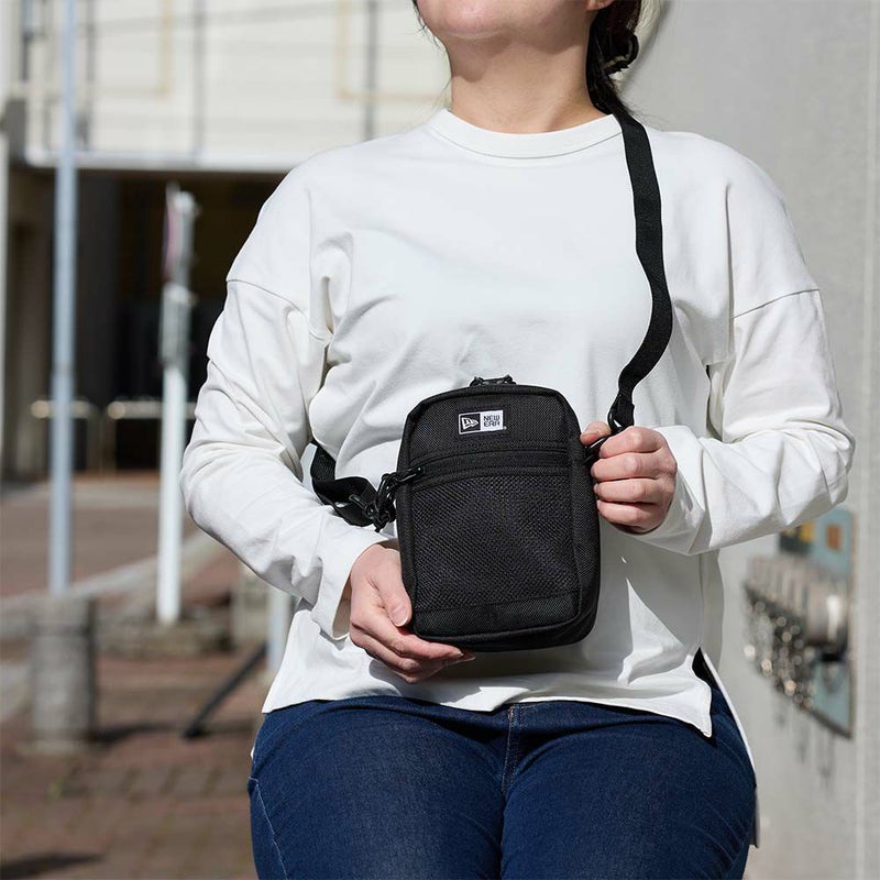 ニューエラショルダーバッグNEWERAメンズレディースショルダーポーチ1.7Lブラックショルダーバック人気小さめ小さいブランド軽量おしゃれNEWERA