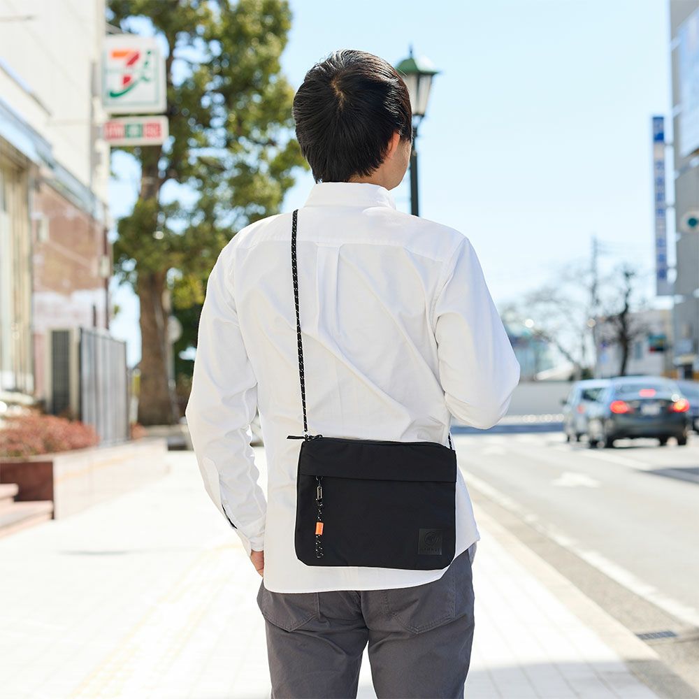 マムートサコッシュMAMMUTXeronSacocheエクセロンショルダーバッグメンズレディースショルダーバック斜めがけバッグ斜め掛けバッグブランド薄い多機能2810-00180