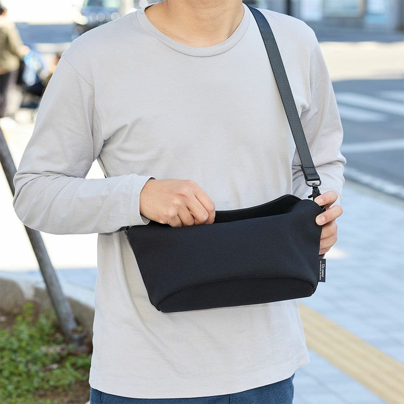 UncoeurショルダーバッグアンクールTOROIITORO2メンズレディース横型小さめおしゃれシンプル斜めがけ大人ブランドおすすめ人気ブラック無地撥水TORO2K904001
