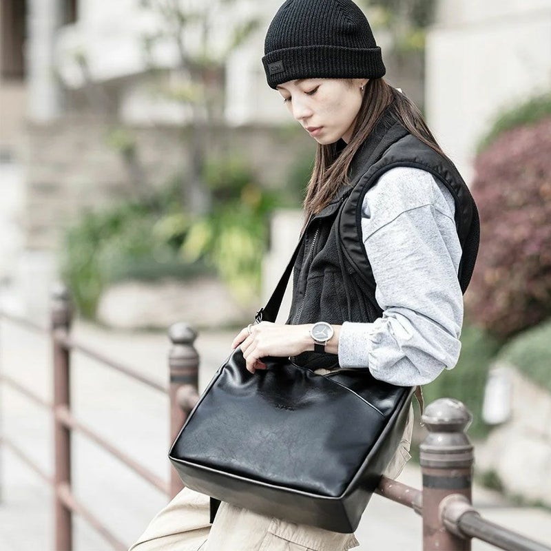 KLONショルダーバッグクローンメンズレディースBUTTERFLYSHOULDERBAGおしゃれ通学通勤ブラック黒