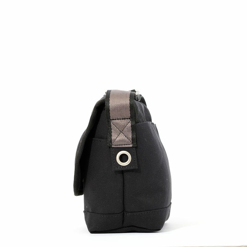 Leeリーショルダーバッグバッグレディースブランドショルダーバックフラップ斜め掛け斜めがけ帆布人気シンプル大人おしゃれ30代40代50代60代320-1302