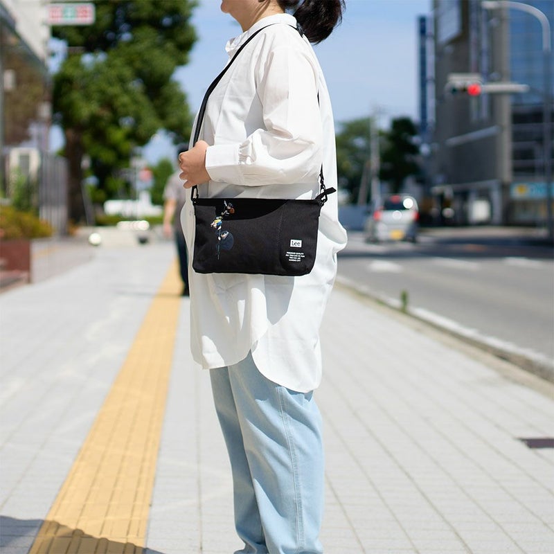 Leeリーショルダーバッグミニオンminionコラボバッグブランドショルダーバックグルー怪盗グルー人気ブランドかっこいいシンプル大人おしゃれキャラクターミニオンズminions320-30040