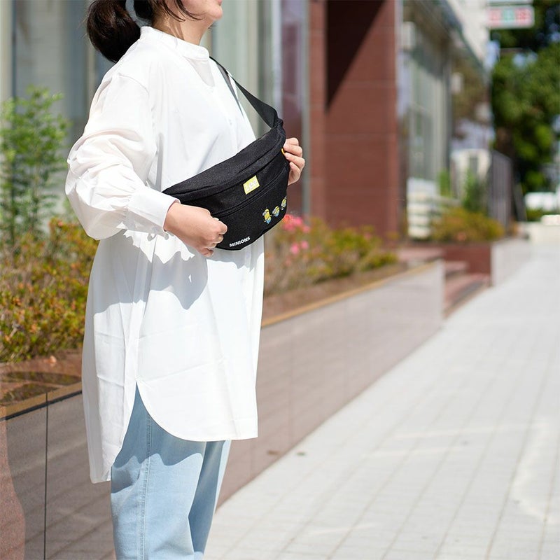 Leeリーボディバッグミニオンminionコラボバッグブランドウエストバッグショルダーバッグ人気ブランドかっこいいシンプル大人おしゃれキャラクターミニオンズminions320-30031