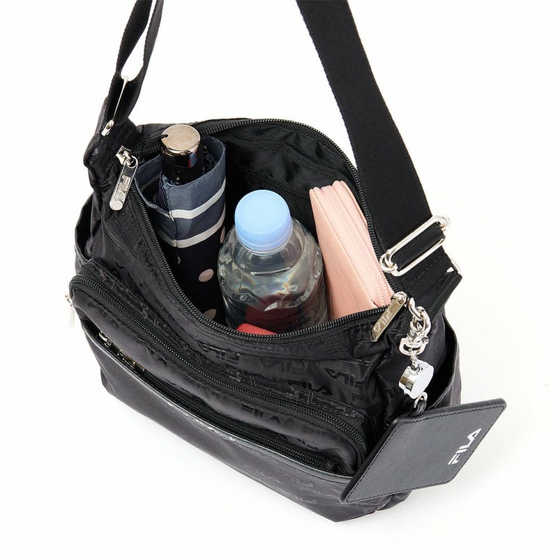 フィラショルダーバッグFILAレディースファスナー付き横型バッグ軽量多収納人気斜めがけブランド小さめマザーズバッグおしゃれかわいい大人30代40代50代7693