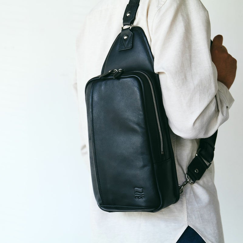 ボディバッグメンズ本革レザーブランドファスナー付きボディーバッグ革大容量大きめ人気おすすめかっこいいレディースワンショルダーバッグ斜めがけ大人30代40代50代エペepeepe010