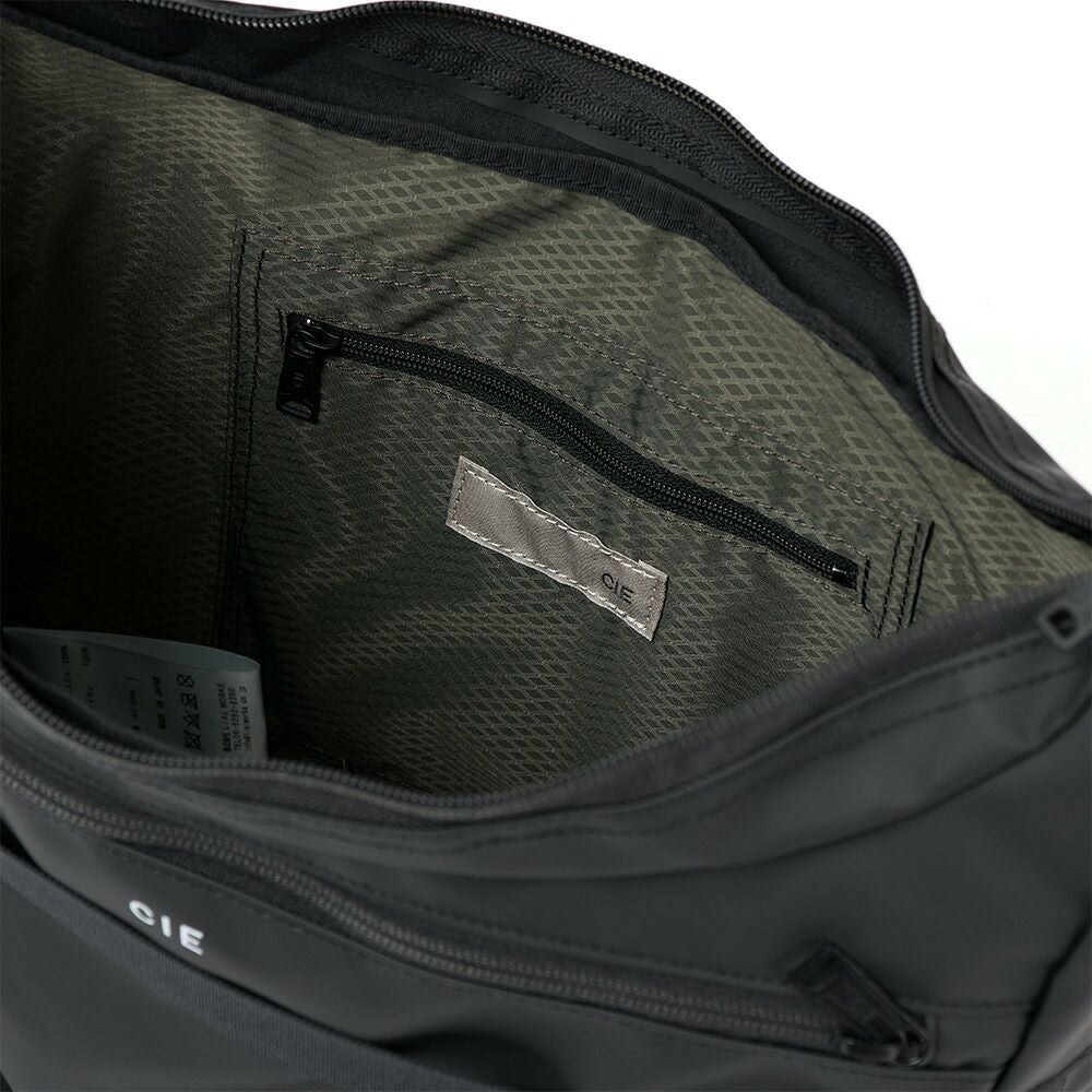 CIEショルダーバッグLサイズバッグシーGRID3SHOULDERBAG-02メンズレディース斜めがけ斜め掛けブランド評判人気防水撥水大容量大きめおすすめ正規品日本製グリッド3032055