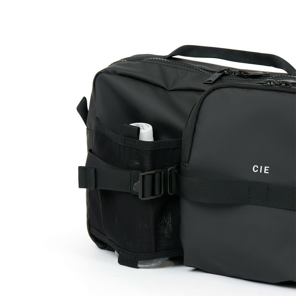 CIEショルダーバッグバッグシーGRID3BOTTLESHOULDERBAGLメンズレディースペットボトルが入る斜めがけ斜め掛け大きめ大容量ブランド評判人気防水撥水おすすめ正規品日本製グリッド3032068