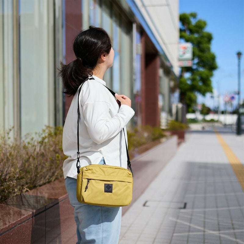 コロンビアショルダーバッグColumbiaメンズレディースグレートスモーキーガーデンショルダーバッグ斜め掛けバッグななめがけ撥水おしゃれ旅行軽い軽量小さめスクエアPU8731