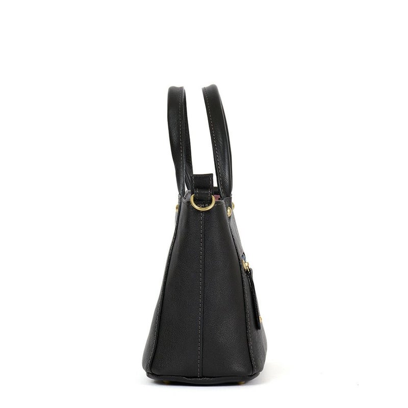 ダコタバッグショルダーバッグ2wayバッグ横型レディース女性Dakotaキューブ本革革レザー斜め掛け斜めがけ軽い軽量おしゃれ大人ブランド人気小さめ小さい30代40代50代1030307