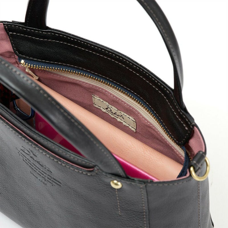 ダコタバッグショルダーバッグ2wayバッグ横型レディース女性Dakotaキューブ本革革レザー斜め掛け斜めがけ軽い軽量おしゃれ大人ブランド人気小さめ小さい30代40代50代1030307