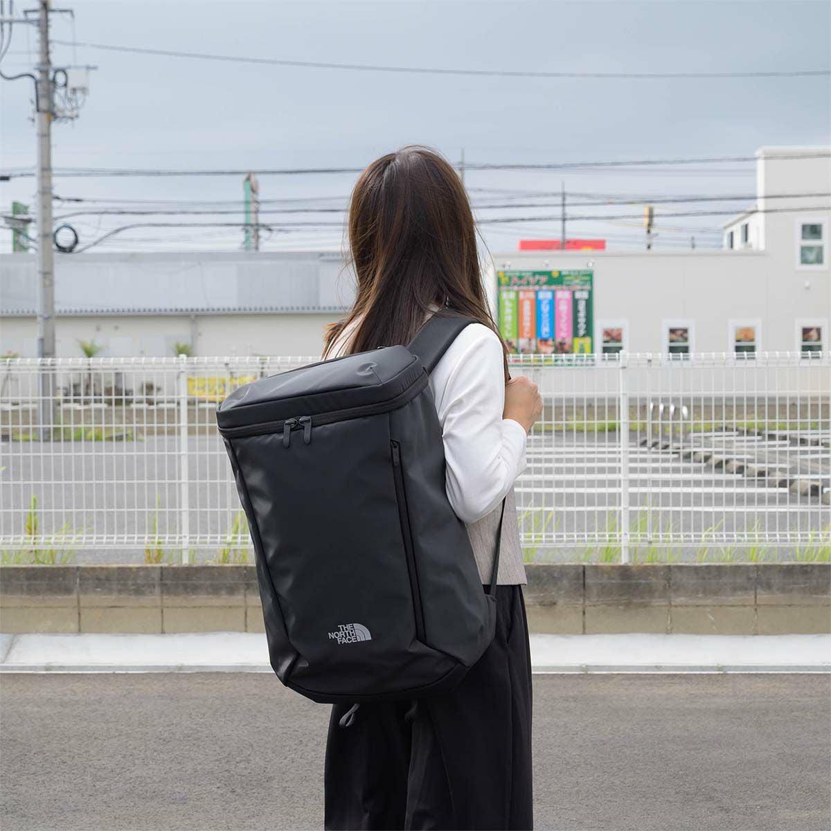 【美品】ノースフェイス THE NORTH FACE リュック　ビジネスバック ノースフェイス ヒューズボックス リュック 35L THE NORTH FACE URBAN